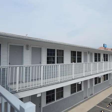 Sun \'N Fun Motel