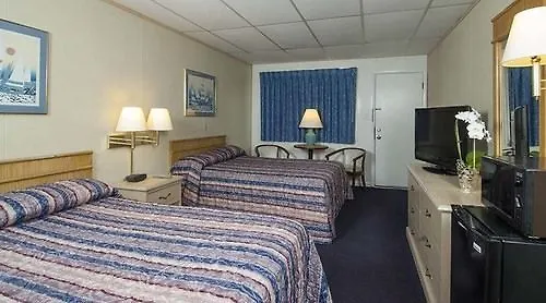 Sun 'n Fun Hotel 2*